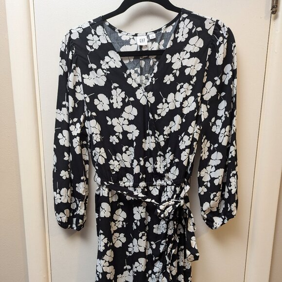 Gap Floral Wrap Dress (size 12) - NWOT - Picture 1 of 6